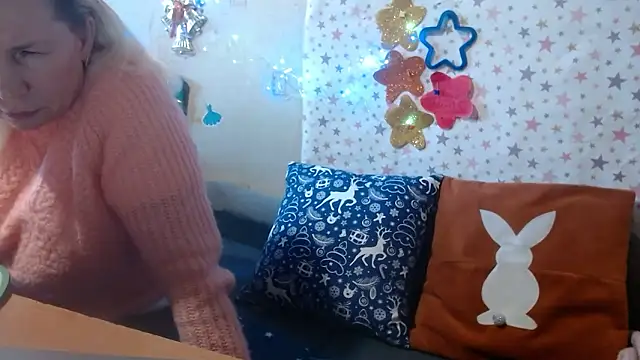 QueenLana's cam snapshot