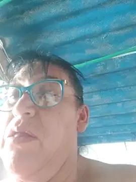 clarita_01's cam snapshot