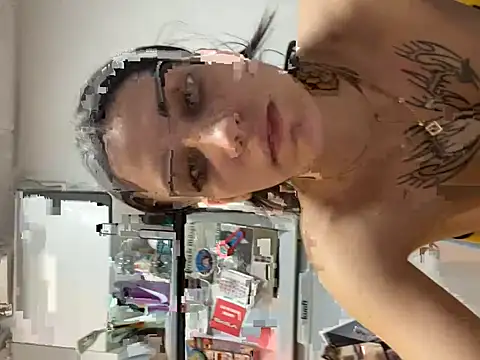 virtualhoe's cam snapshot