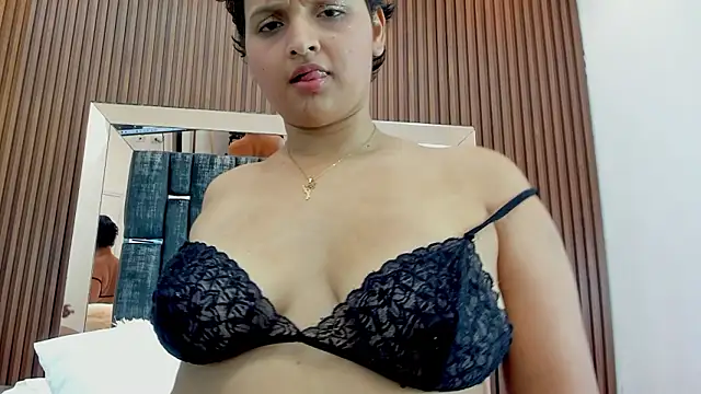 LunaAngell_'s cam snapshot