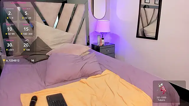 _iamfran_'s cam snapshot