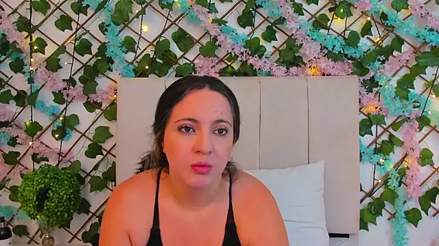 ScarletLevis's cam snapshot