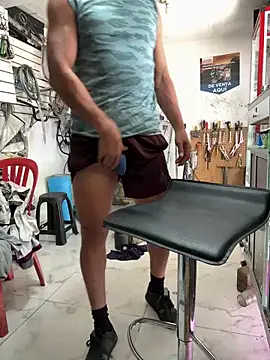 Paul22cm- live sex cam