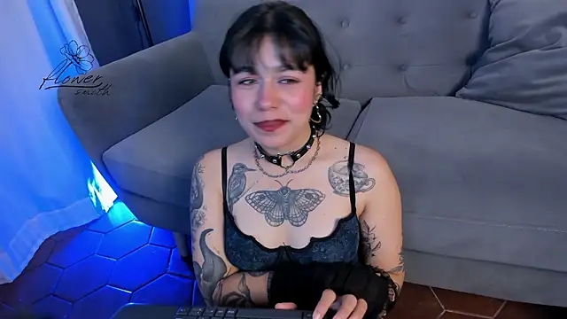 flower_smith_'s cam snapshot