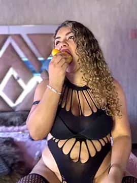 TianaRios_Pink's cam snapshot