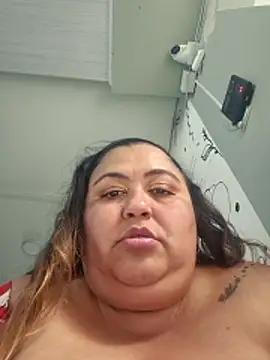 curvy_diva_'s cam snapshot