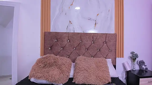 scarletnoir03's cam snapshot