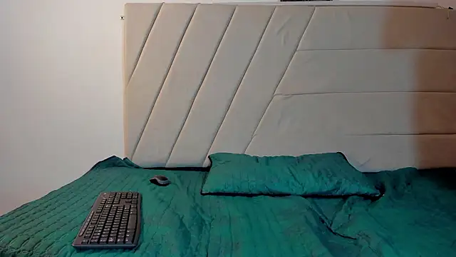 rosse_taylorx1's cam snapshot