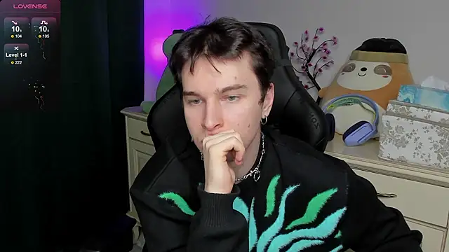 Vincent_Strong's cam snapshot