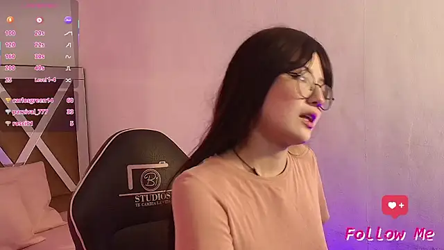 LEAH_TAY's cam snapshot