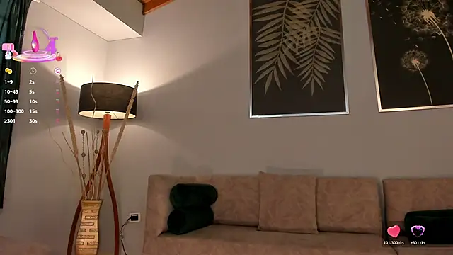 MaryLewis_'s cam snapshot