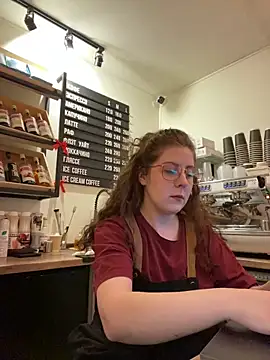 cinnabon_'s cam snapshot