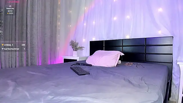 Evolet_Bee's cam snapshot