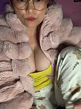 Star-sweet live sex cam