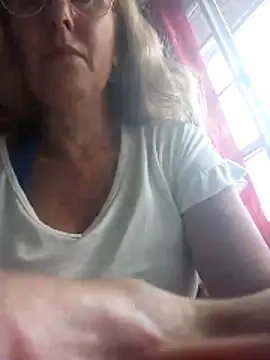 MILEIDE980 live sex cam