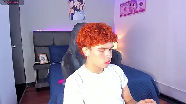 Aiiden_15 live sex cam