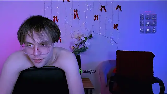 michael_strong1's cam snapshot