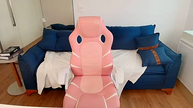 Patricia_Rosse21's cam snapshot