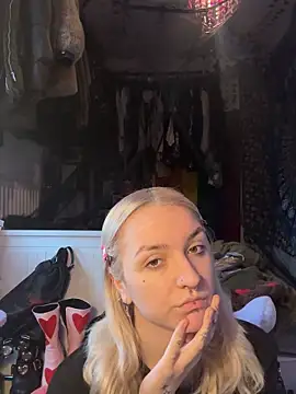 bambibabyy live sex cam