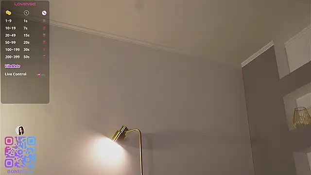 AmelieSeductress's cam snapshot