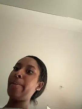 Your_Paris live sex cam