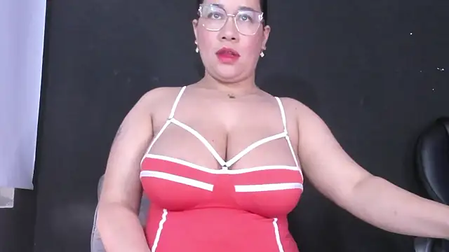 alondrabigtits's cam snapshot