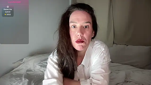 MilkyHoneyLullabies's cam snapshot