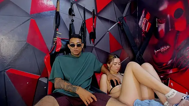 Hana_and_Zeta's cam snapshot