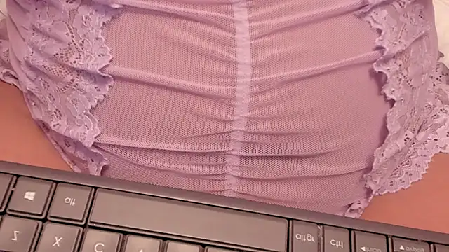 Miss_dare's cam snapshot