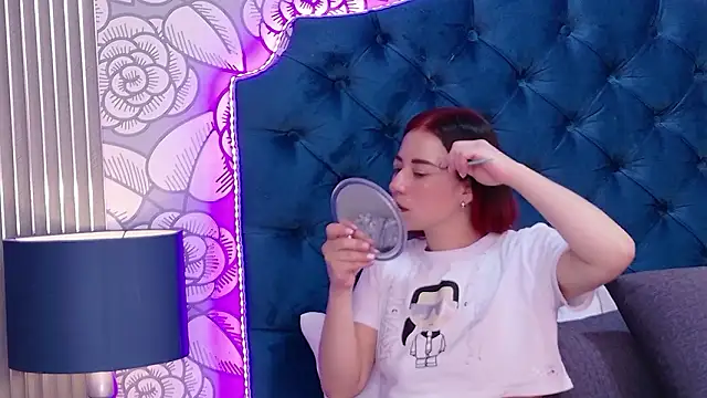 TaniaBlaze's cam snapshot