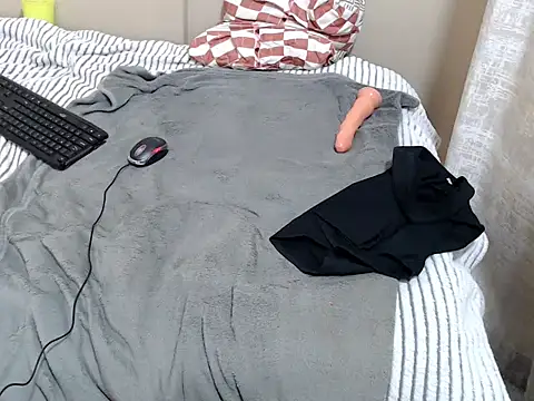 ExtraDoll live sex cam