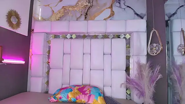 Celestebloom04's cam snapshot