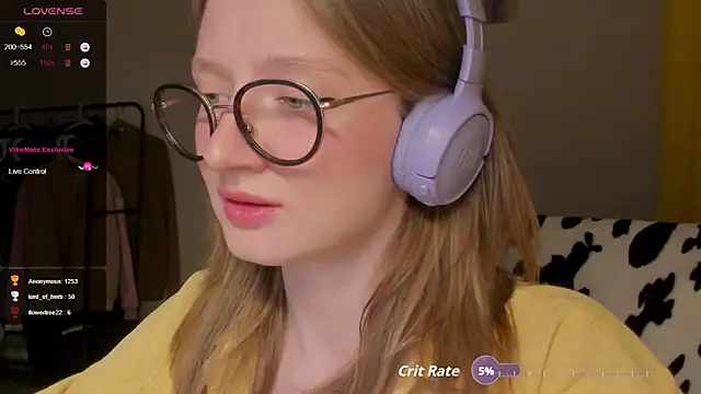 mollytuck's cam snapshot