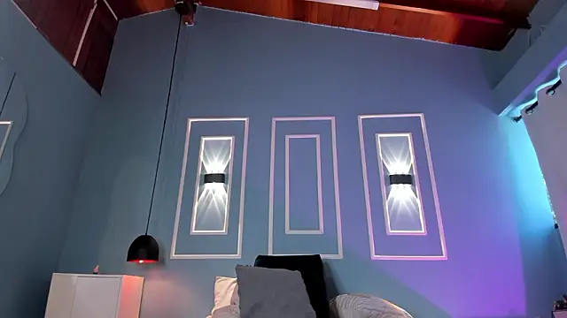 Emily_ariaszc_'s cam snapshot