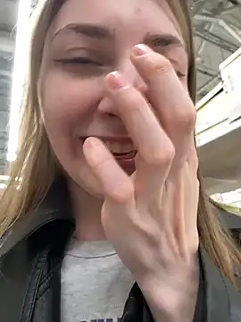 Sunny___Bunny's cam snapshot