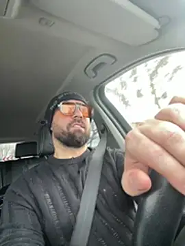 Lover_boy_89 live sex cam