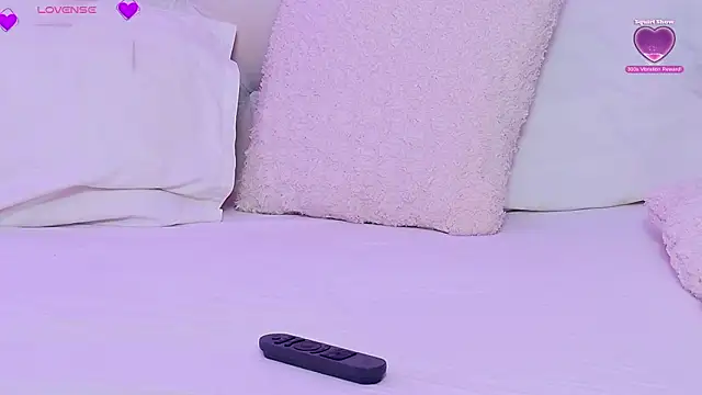 AriannaSins live sex cam