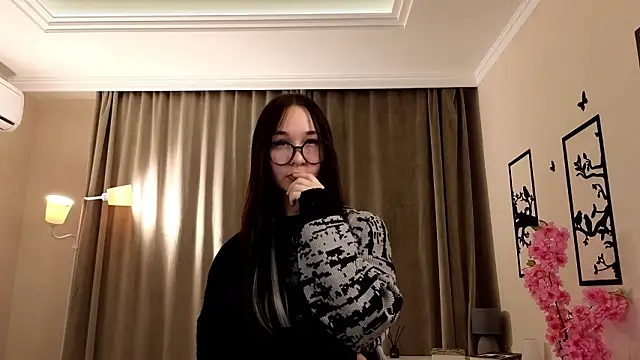 Little_minnii's cam snapshot