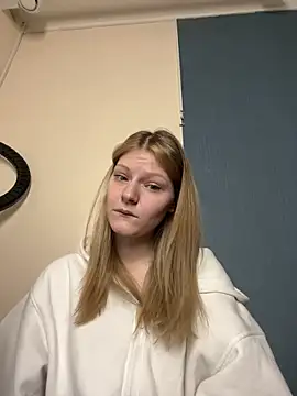 MaryHiggins's cam snapshot