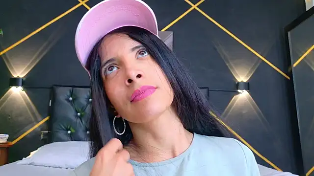 amabel_zambrano's cam snapshot