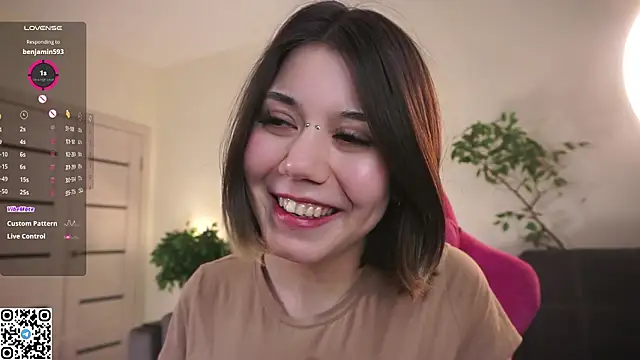 RoxannaCarver live sex cam