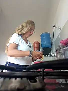 MILEIDE980 live sex cam