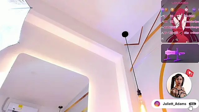 Juliett_Adams_'s cam snapshot