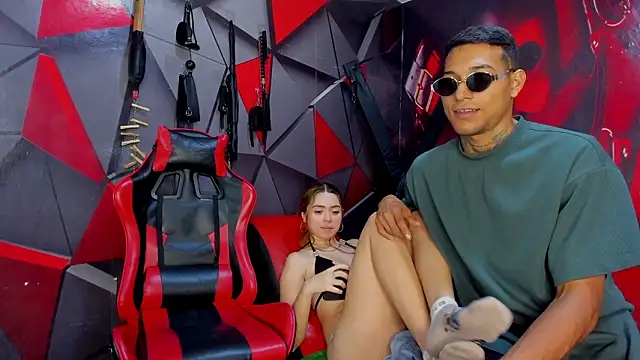 Hana_and_Zeta's cam snapshot