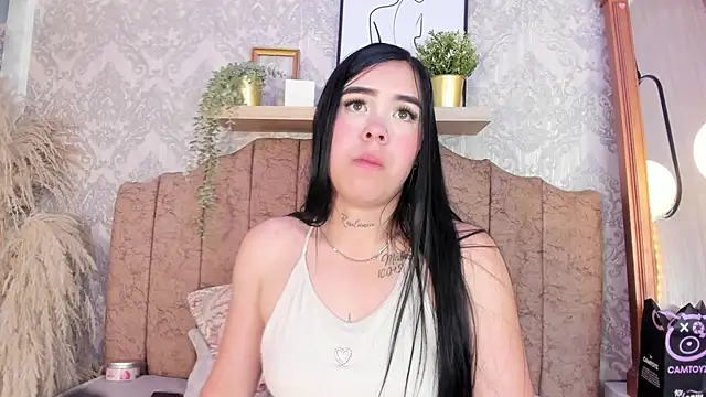 Sarah_amy_'s cam snapshot