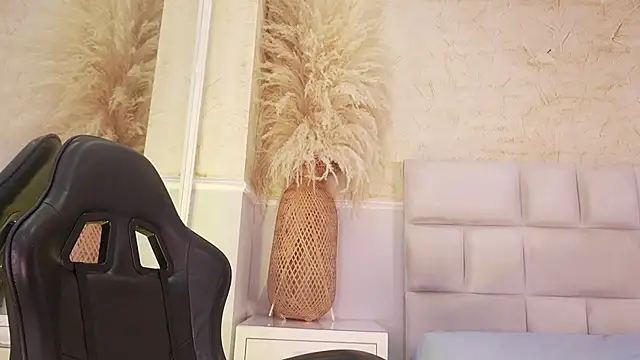 ScarletEvanss_'s cam snapshot