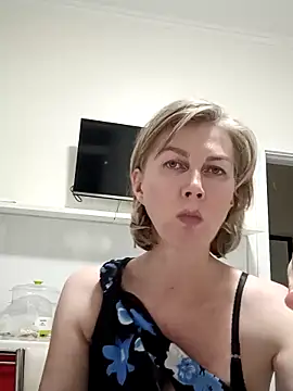 stellahere8's cam snapshot