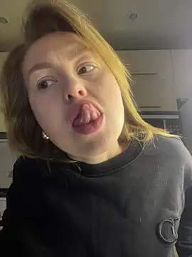 MartaLuna_'s cam snapshot