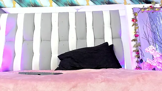 _Alaana's cam snapshot