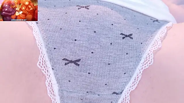 love-uiui live sex cam